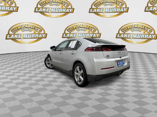 Used 2014 Chevrolet Volt FWD image 2
