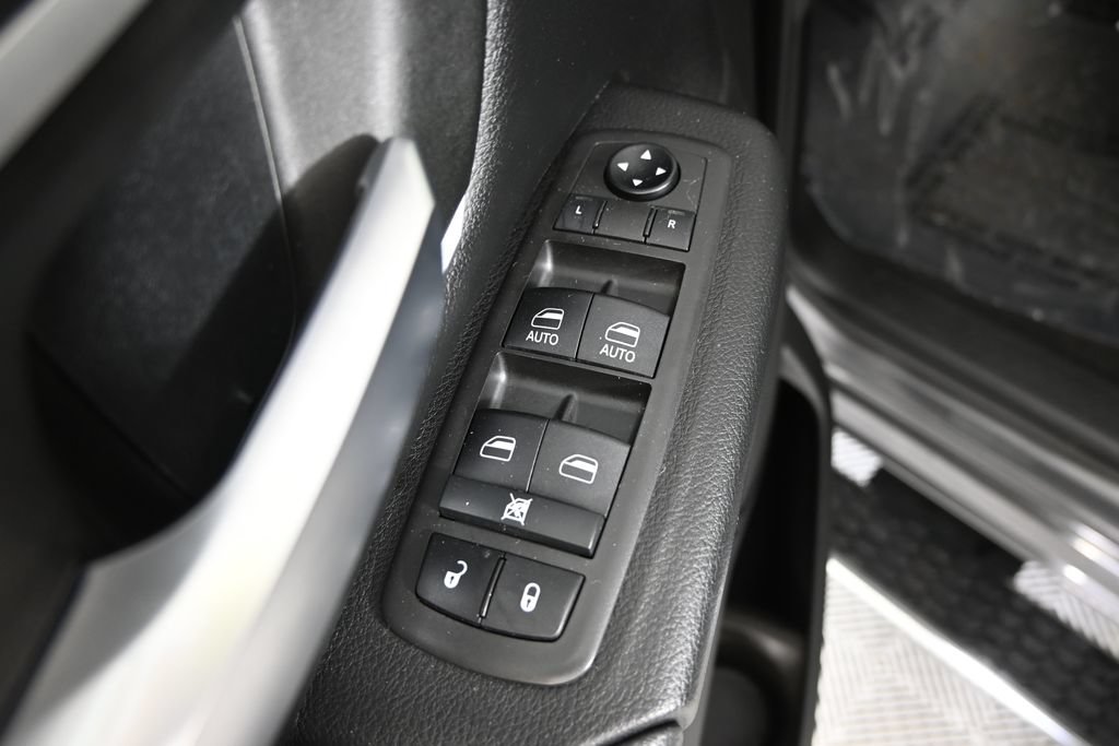 Used 2021 RAM 1500 Big Horn AWD/4WD image 19