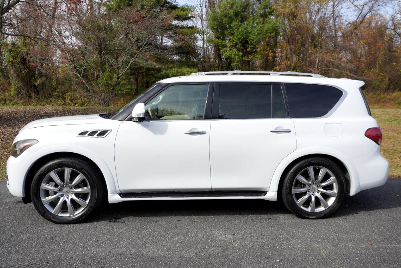 Used 2011 INFINITI QX56 2WD w/ Deluxe Touring Pkg image 4