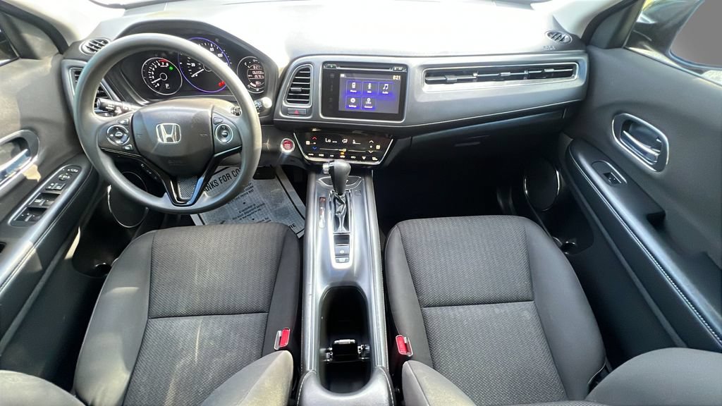 Used 2018 Honda HR-V EX image 11