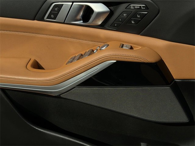 Used 2023 BMW X7 xDrive40i w/ Executive Package image 34