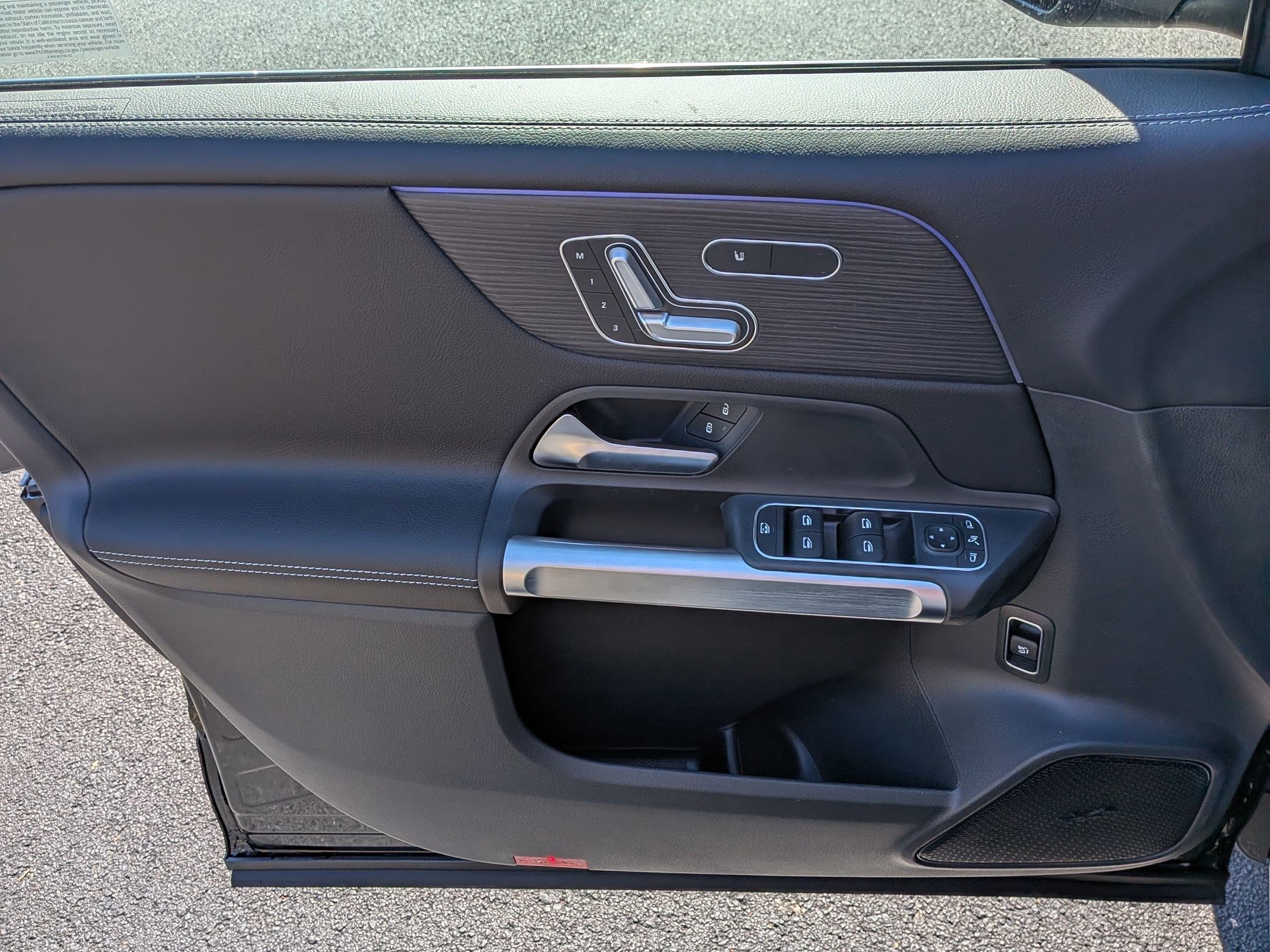 New 2026 Mercedes-Benz GLB 250 image 14