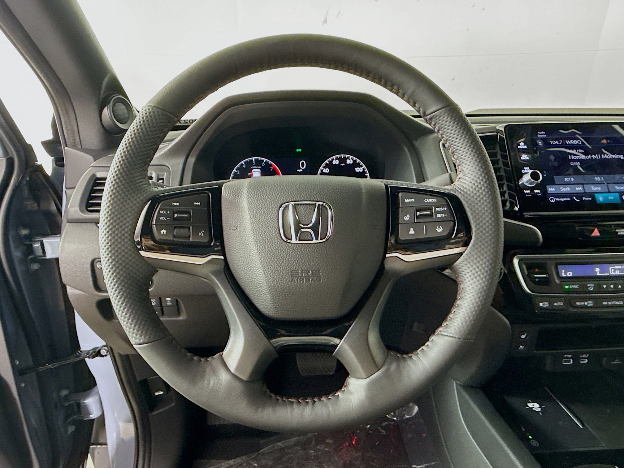New 2026 Honda Ridgeline Black Edition image 11