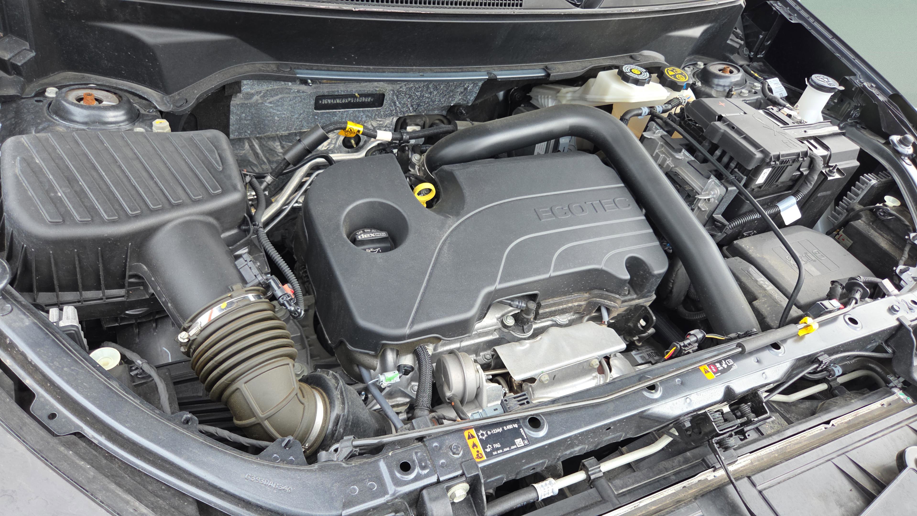 Used 2023 Chevrolet Equinox RS w/ RS Leather Package image 18