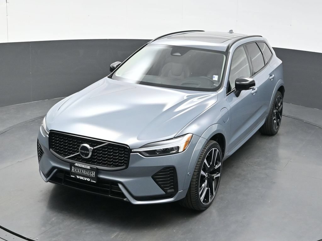Used 2024 Volvo XC60 T8 Ultimate AWD/4WD image 31