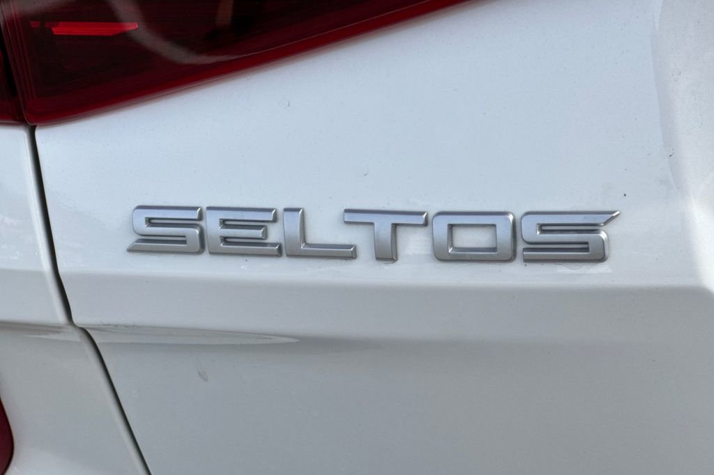 Used 2023 Kia Seltos S image 26