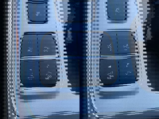 Used 2023 Ford Explorer XLT w/ Equipment Group 202A image 19
