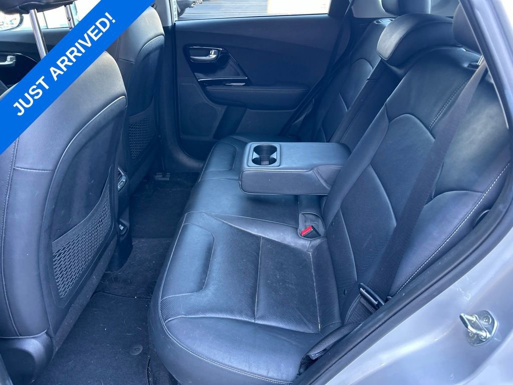 Used 2019 Kia Niro Touring FWD image 6