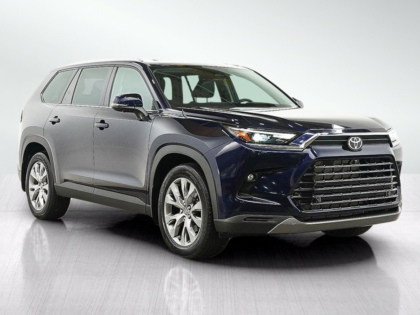 Used 2024 Toyota Grand Highlander AWD image 7