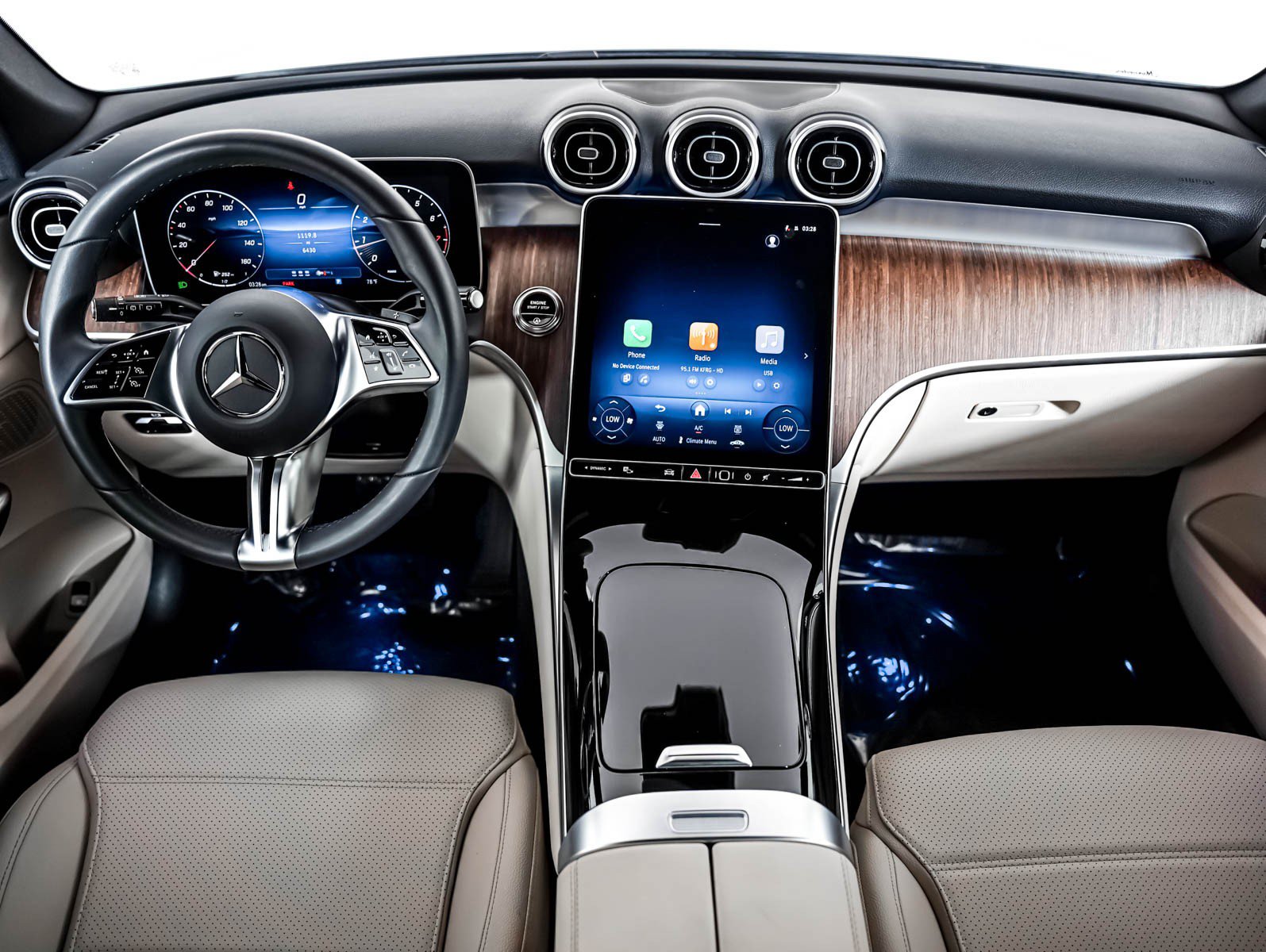 Certified 2026 Mercedes-Benz GLC 300 image 12
