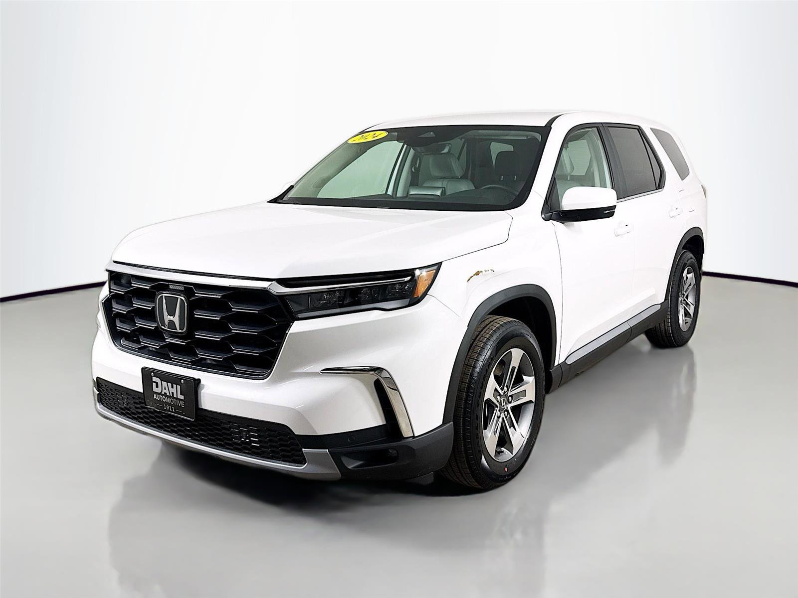 Used 2024 Honda Pilot EX-L image 4