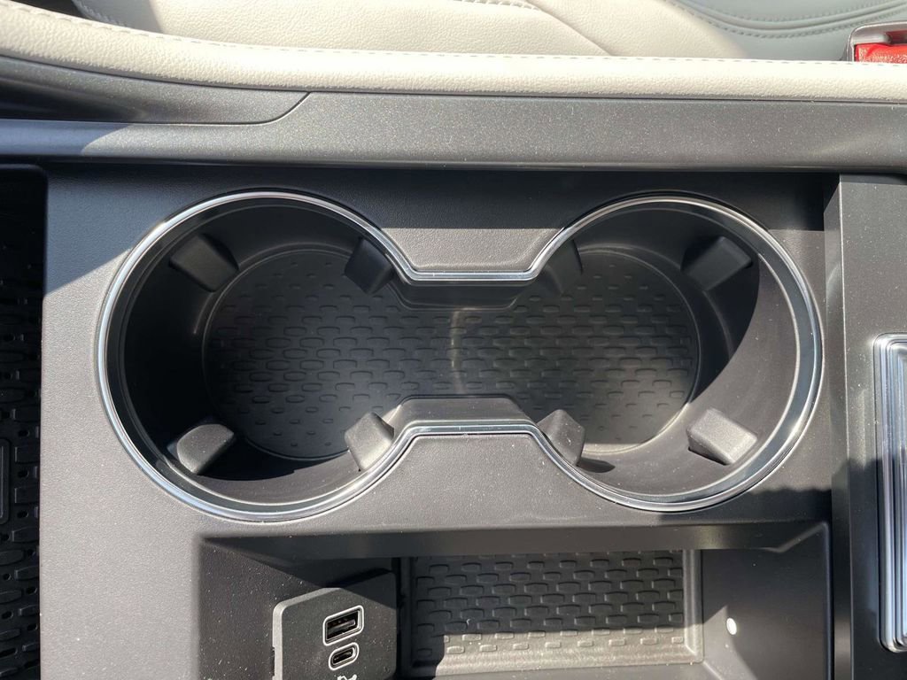 New 2026 Lincoln Nautilus Premier w/ Equipment Group 102A image 18