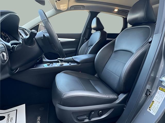 Used 2022 INFINITI QX50 Essential image 11