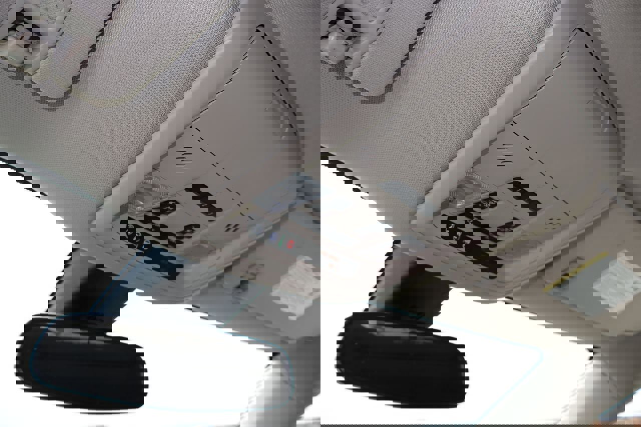 Used 2021 Buick Enclave Premium w/ Sun and Sites Package image 29