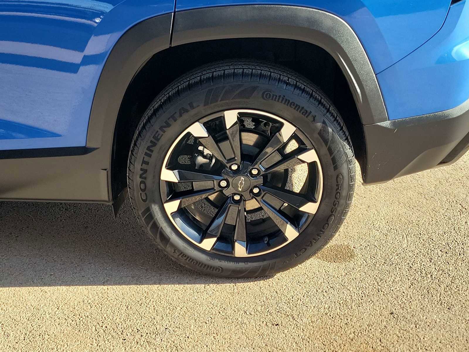 Used 2025 Chevrolet Equinox RS w/ Safety and Technology Package image 12