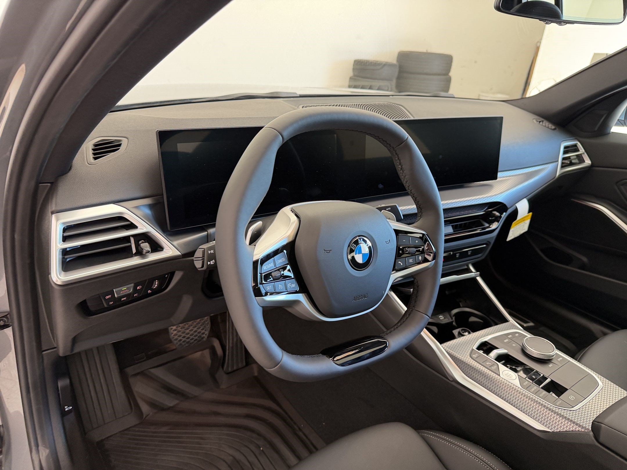 New 2026 BMW 330i xDrive Sedan w/ Convenience Package AWD/4WD image 4