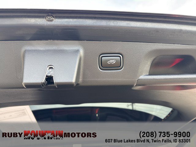 Used 2023 Hyundai Palisade Limited image 28