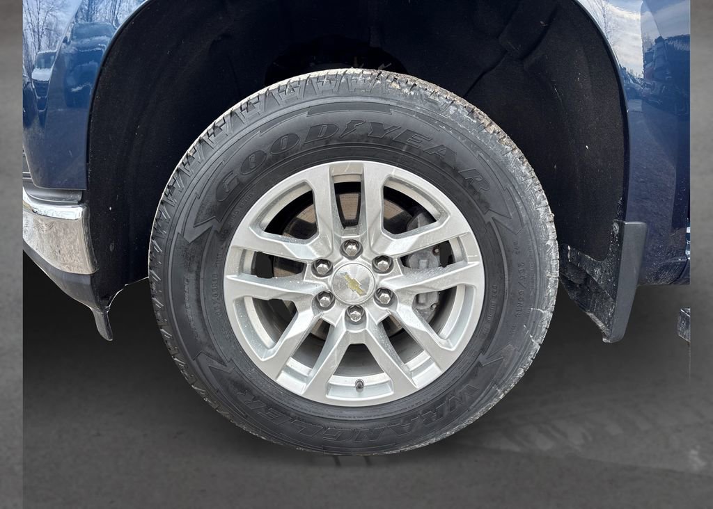 Used 2020 Chevrolet Silverado 1500 LT w/ All-Star Edition image 15