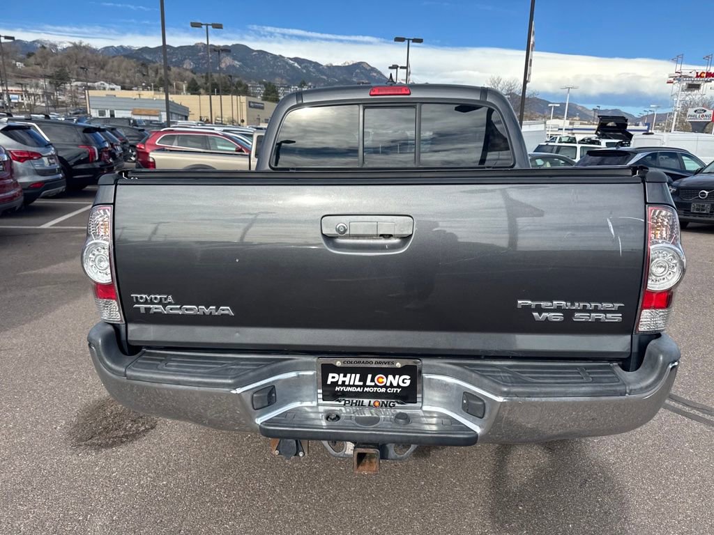 Used 2015 Toyota Tacoma PreRunner w/ SR5 Package image 14