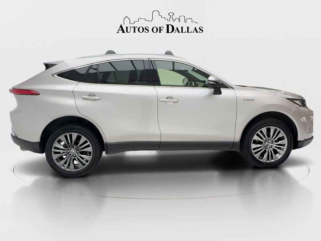 Used 2021 Toyota Venza XLE w/ Softex Package image 10