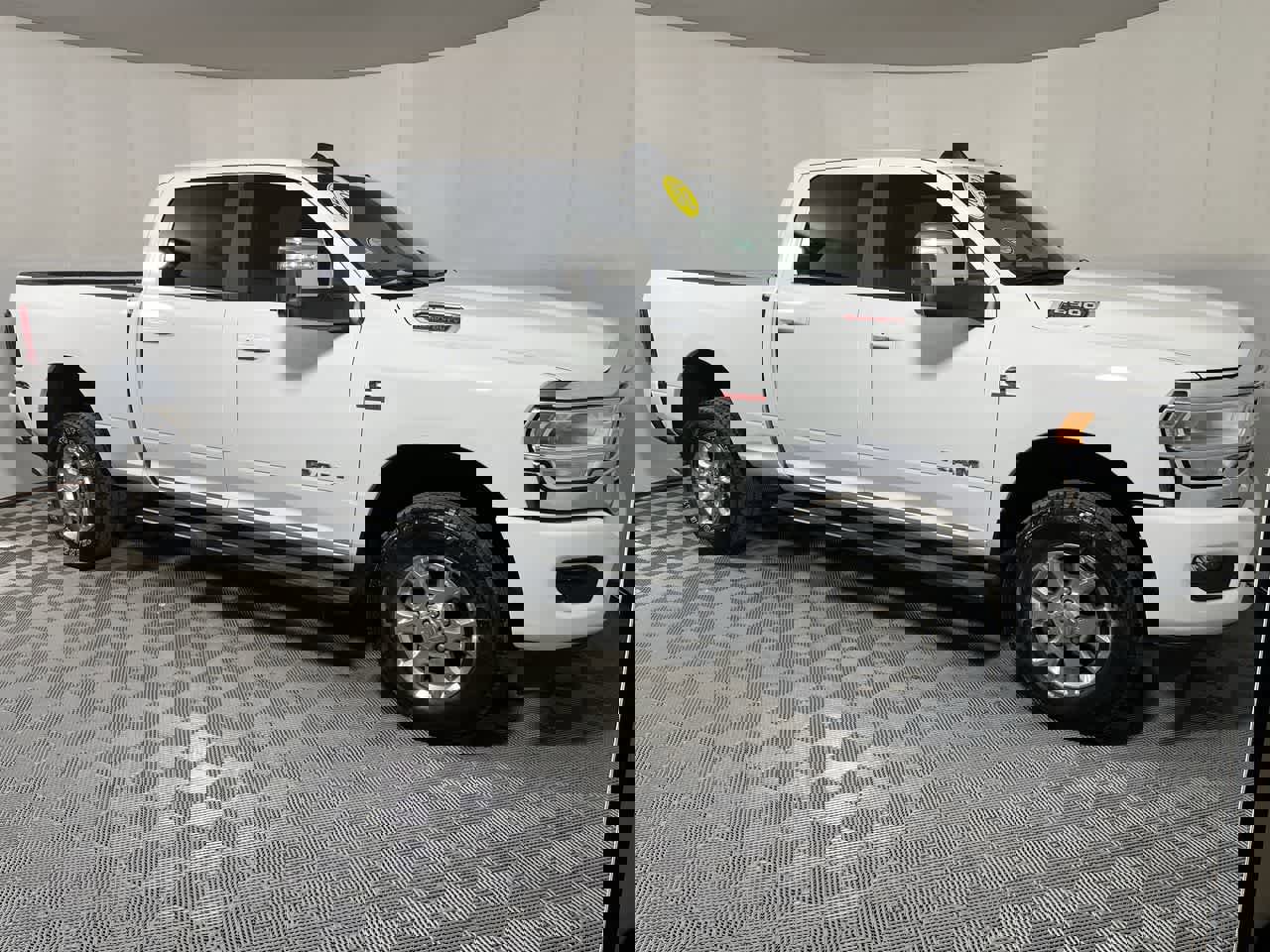 Used 2024 RAM 2500 Laramie image 2