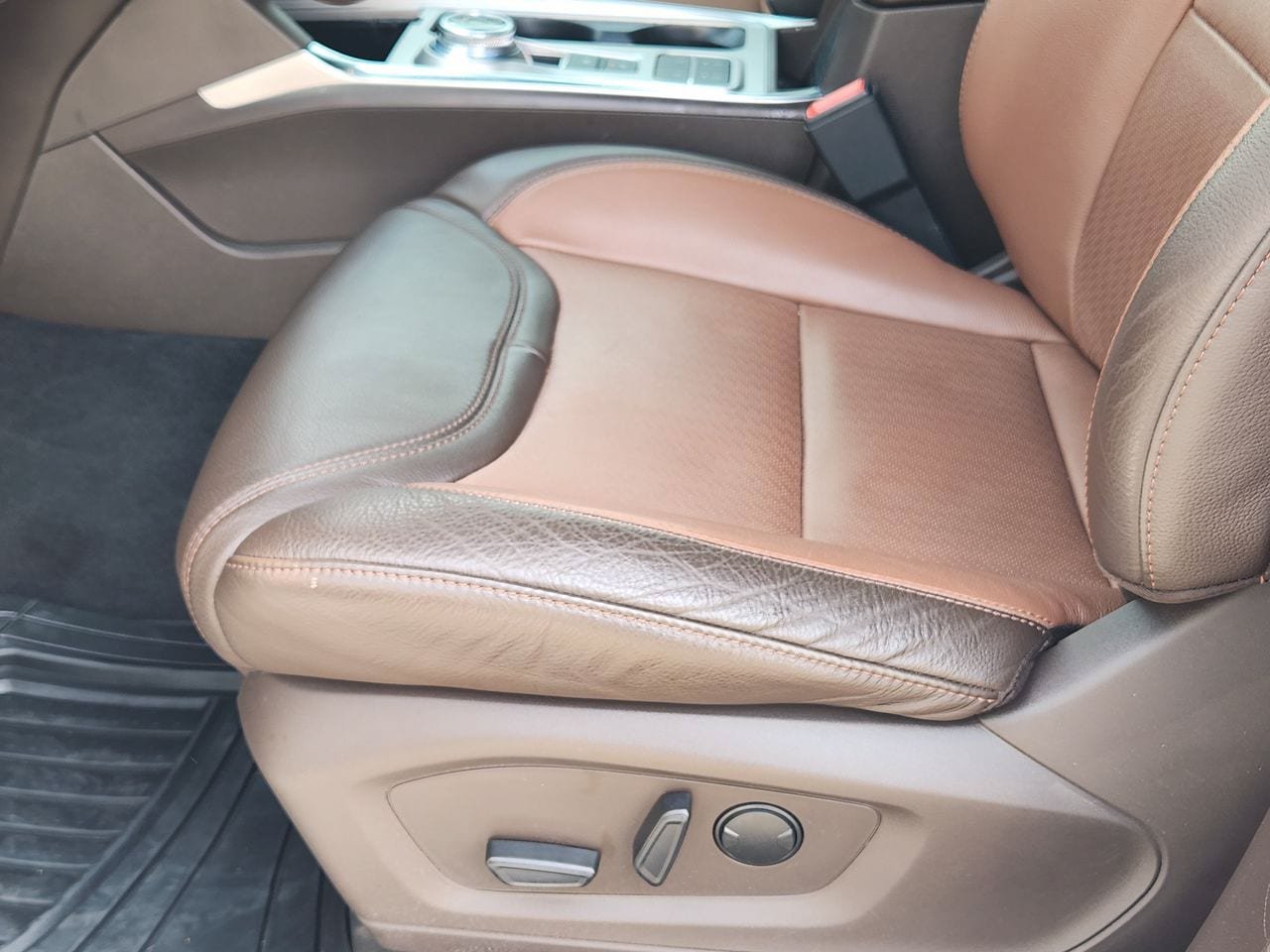 Used 2022 Ford Explorer King Ranch RWD image 22