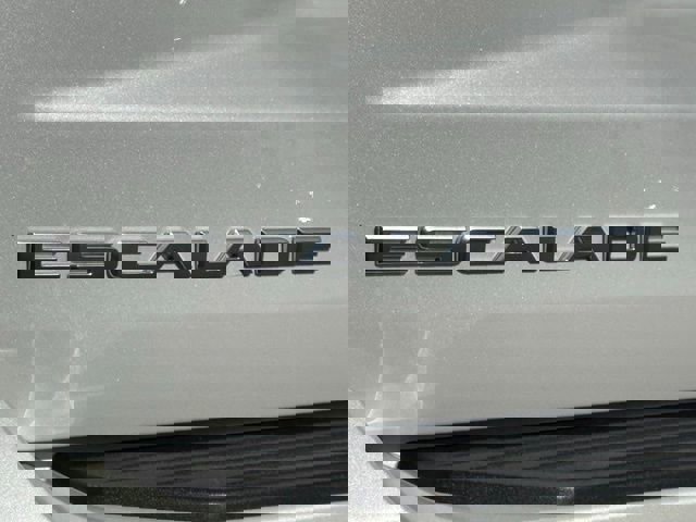 Certified 2023 Cadillac Escalade Premium Luxury w/ LPO, Radiant Package image 9