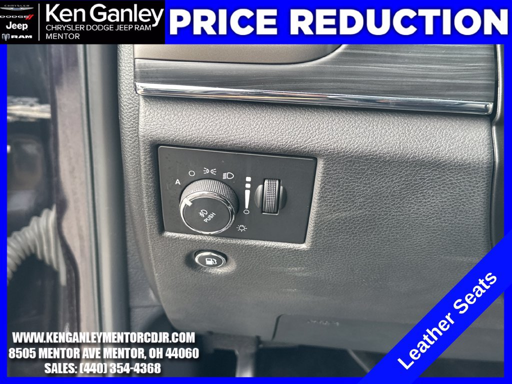 Used 2019 Jeep Grand Cherokee Limited AWD/4WD image 14