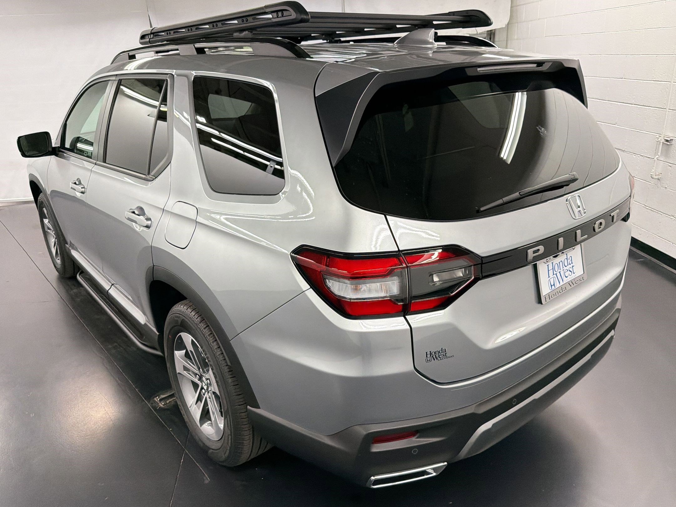 New 2026 Honda Pilot EX-L image 3