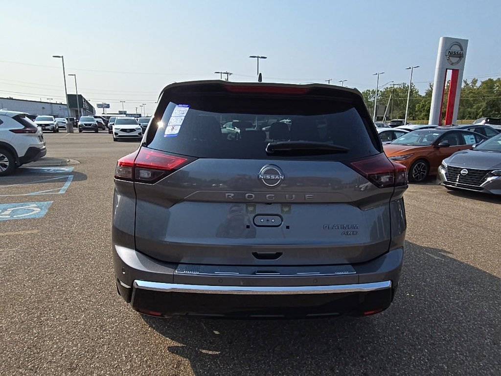 New 2026 Nissan Rogue Platinum image 6