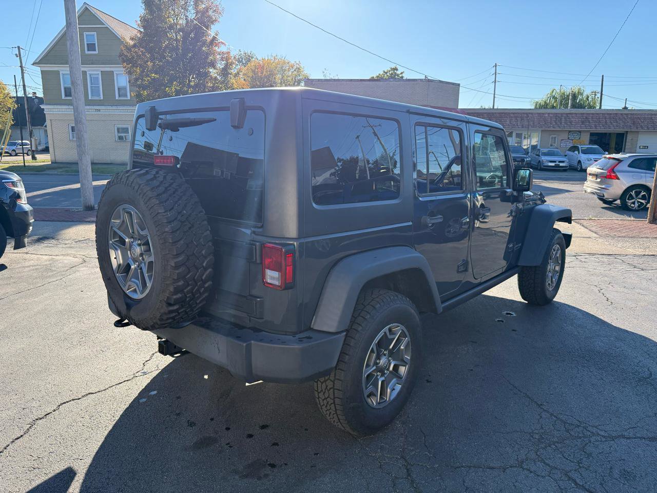 Used 2018 Jeep Wrangler Unlimited Rubicon w/ Connectivity Group AWD/4WD image 5