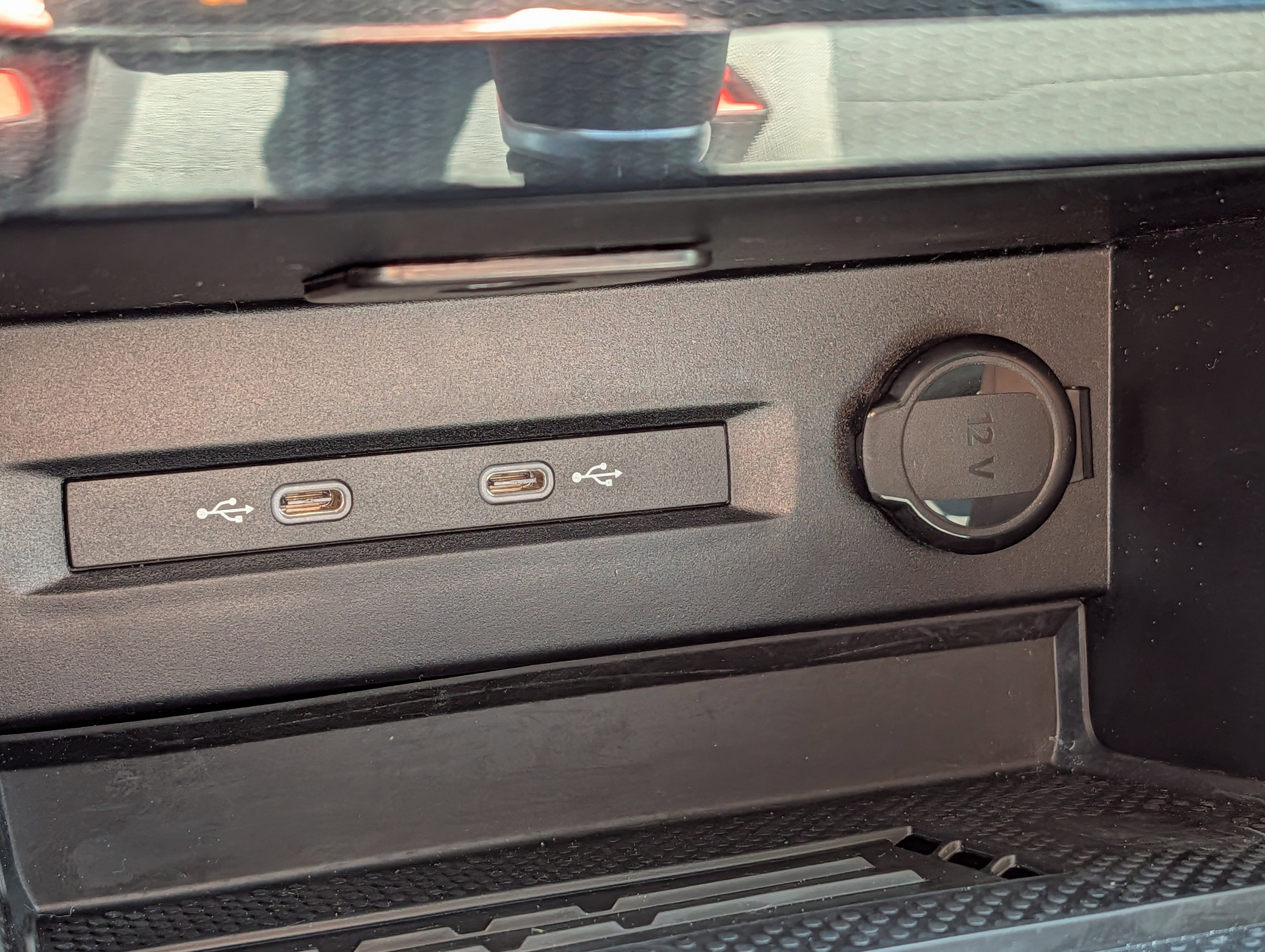 Certified 2025 Volkswagen Taos SE AWD/4WD image 28