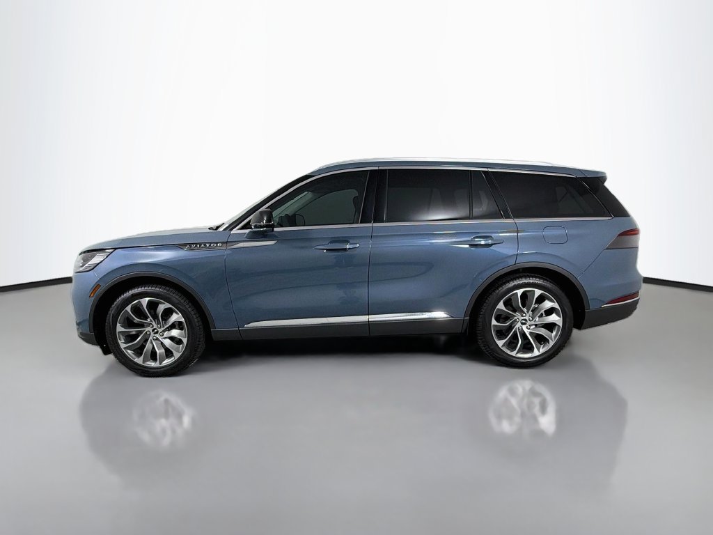 New 2026 Lincoln Aviator Reserve RWD image 8