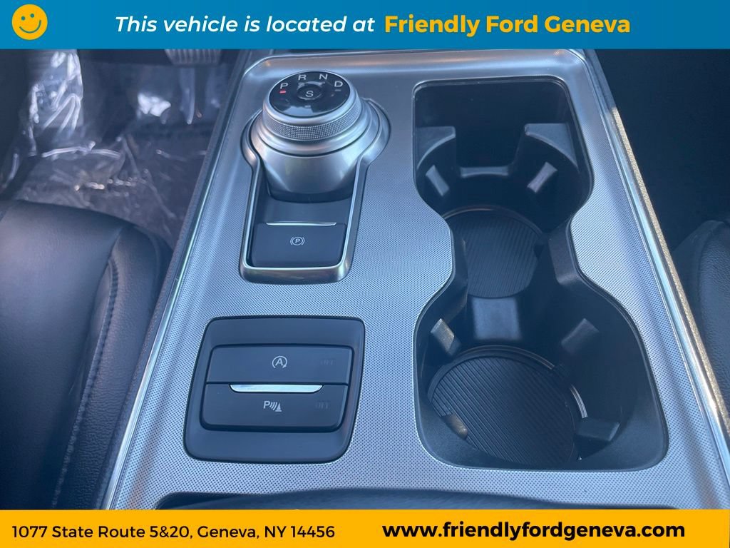 Used 2023 Ford Edge Titanium AWD/4WD image 26