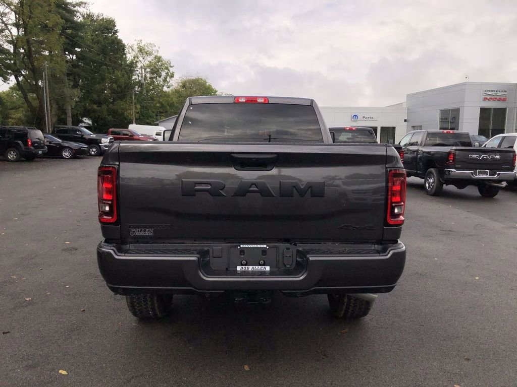 New 2026 RAM 2500 Big Horn AWD/4WD image 18