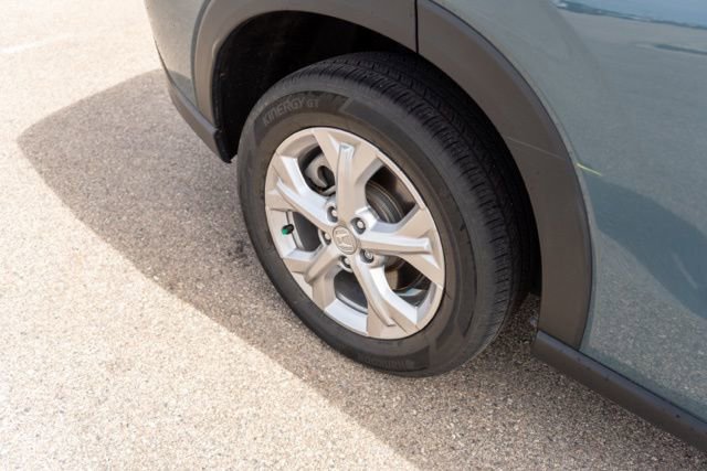 Used 2023 Honda HR-V LX image 10