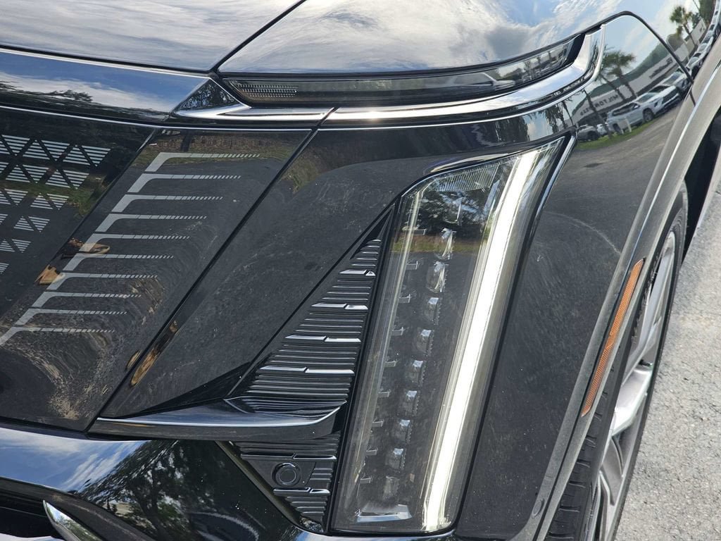 New 2027 Cadillac Vistiq Sport AWD/4WD image 9
