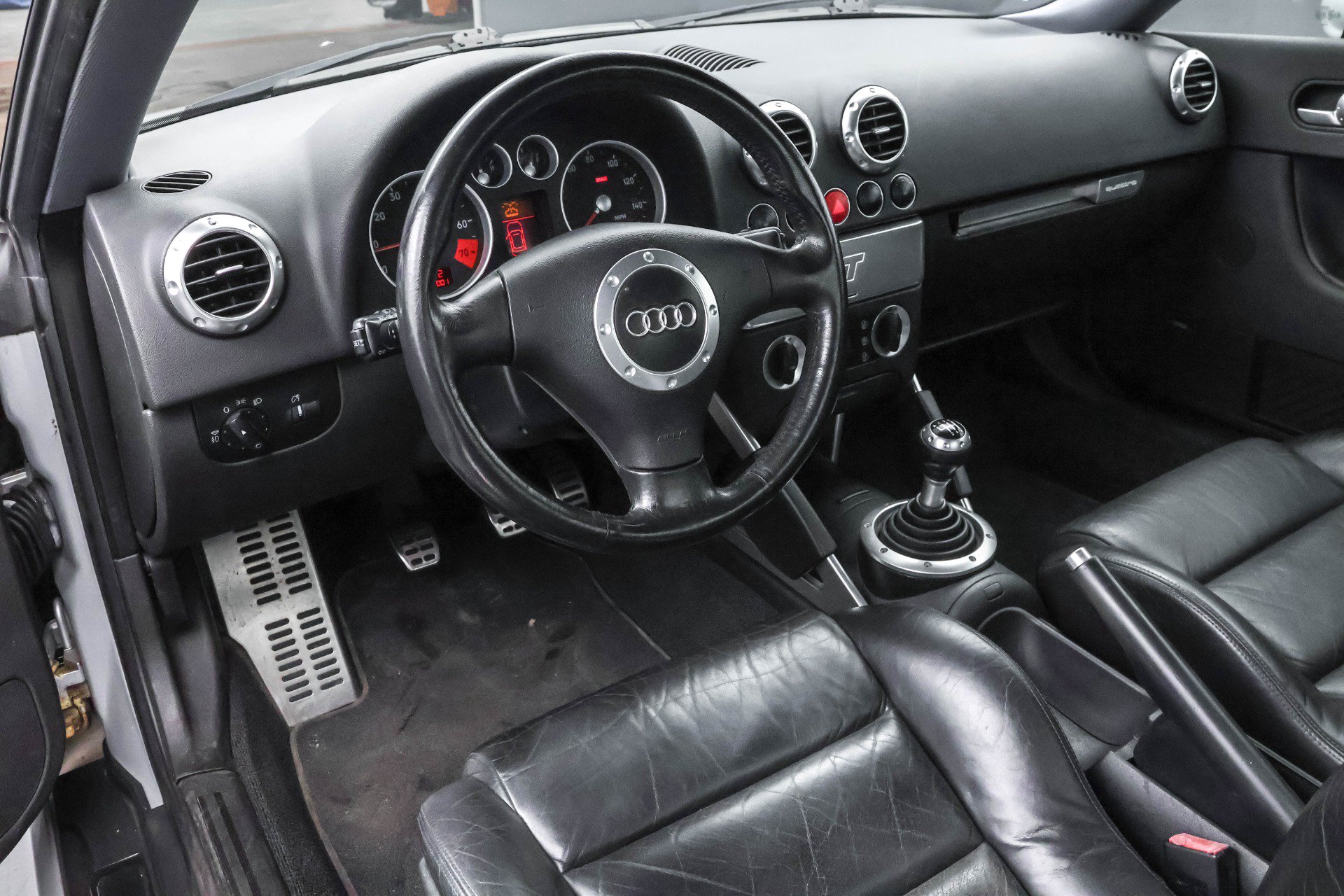 Used 2001 Audi TT 1.8T AWD/4WD image 7