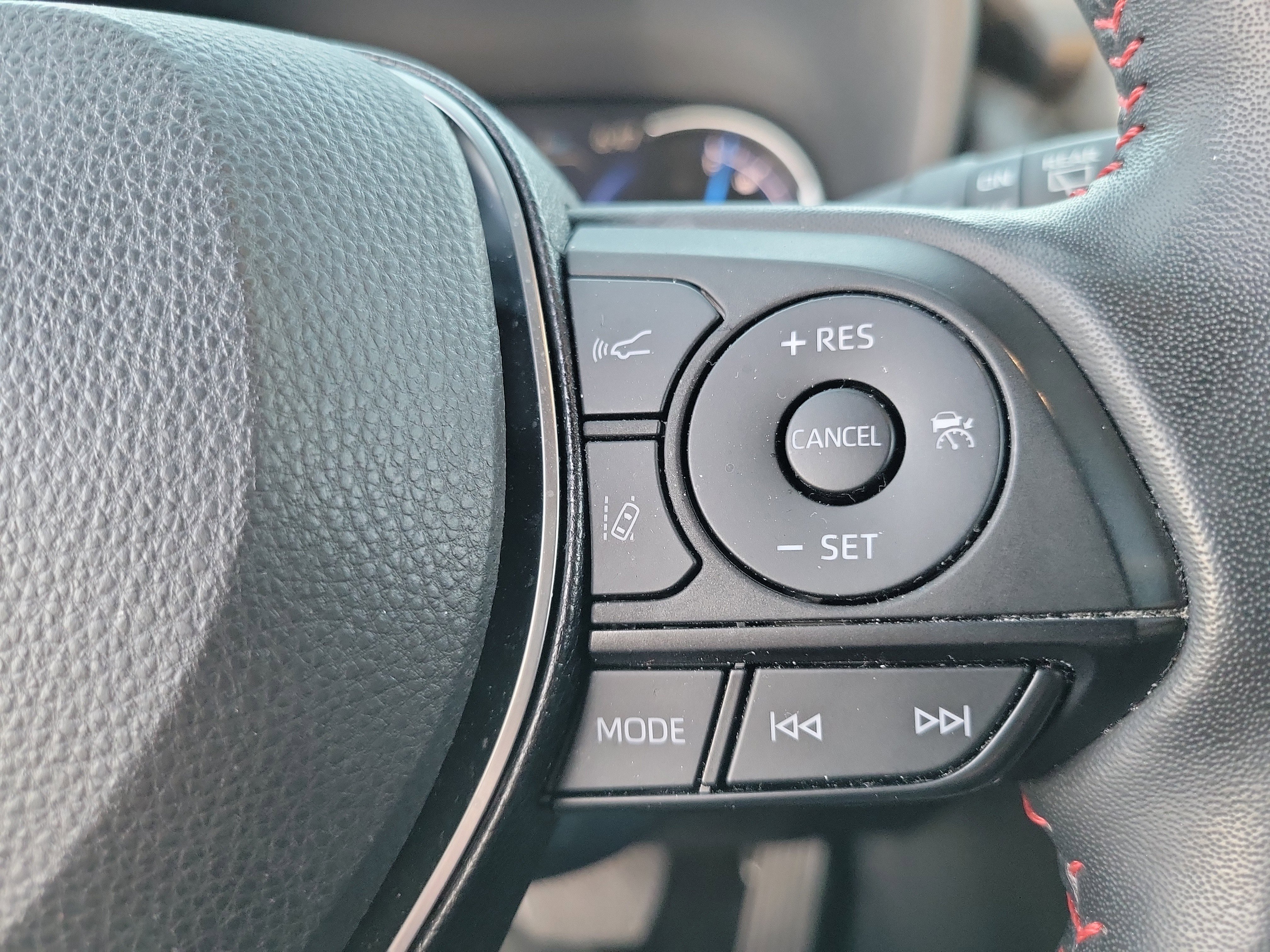 Used 2023 Toyota RAV4 SE w/ Weather & Moonroof Package AWD/4WD image 15