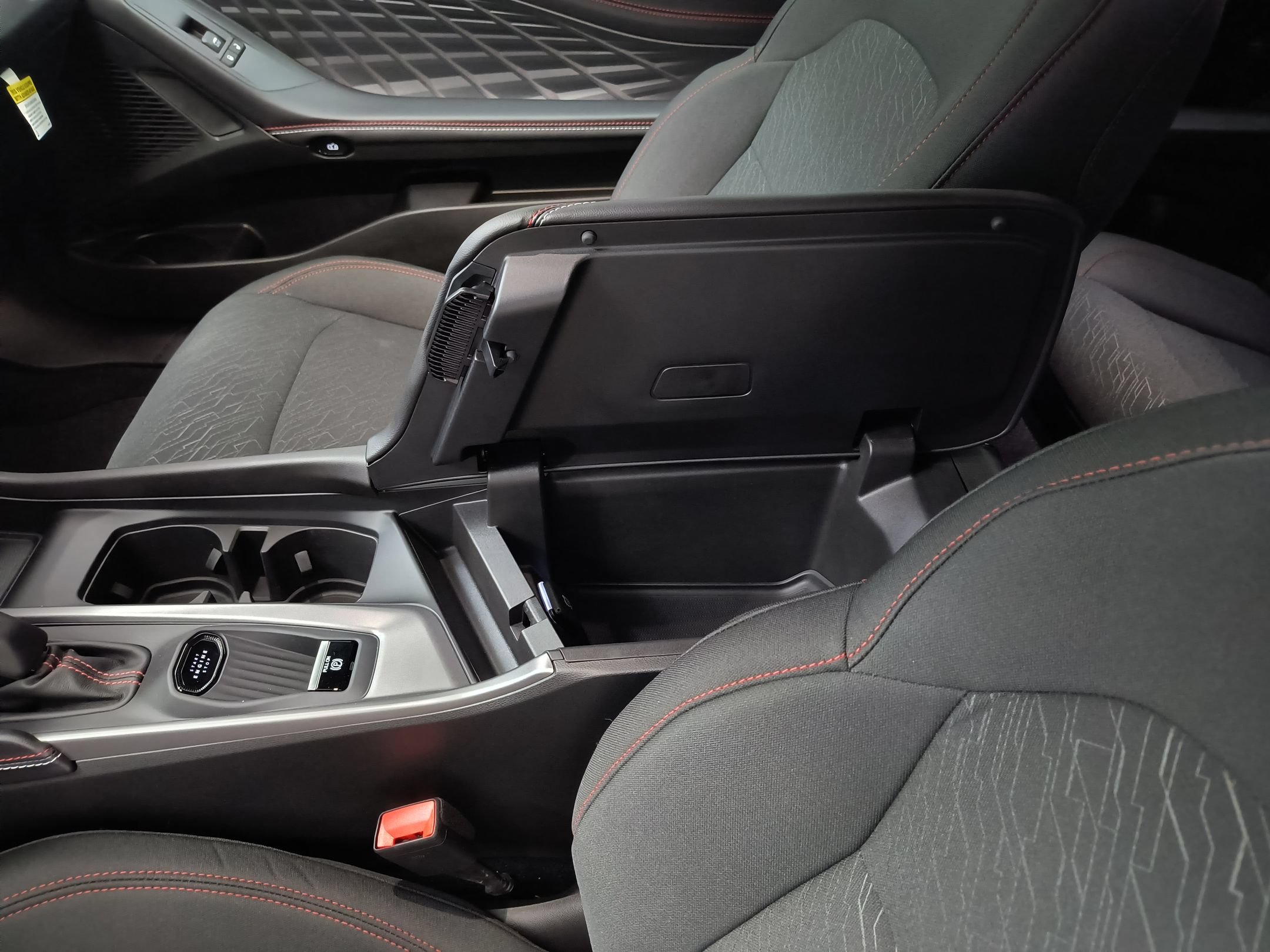 New 2027 Dodge Charger R/T w/ Blacktop Package AWD/4WD image 25