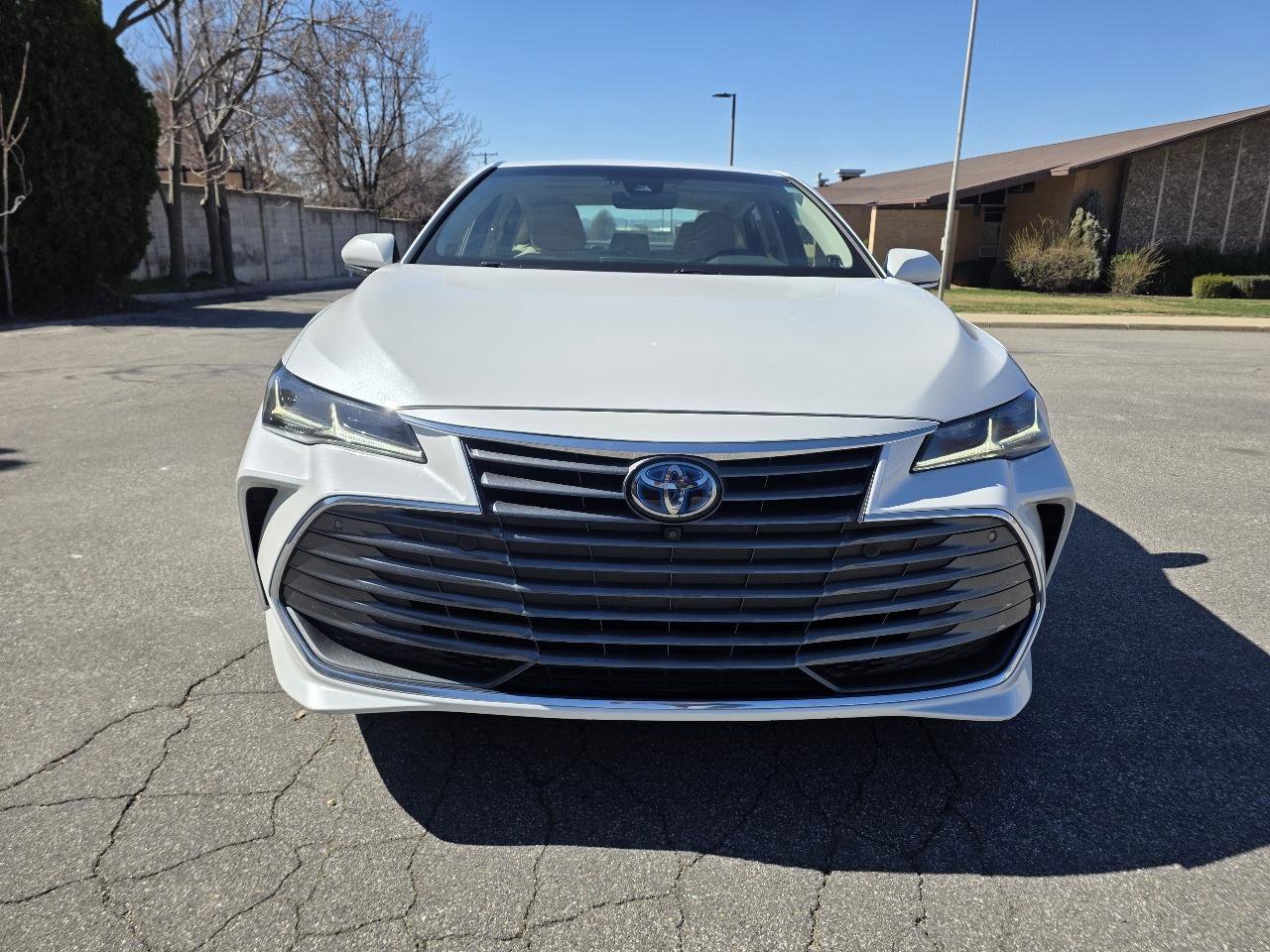 Used 2020 Toyota Avalon Limited w/ Advanced Safety Package FWD image 8