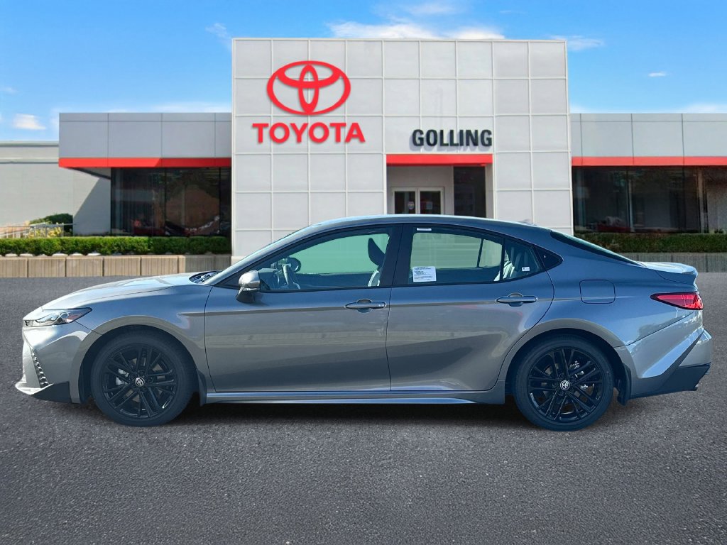New 2026 Toyota Camry SE FWD image 5