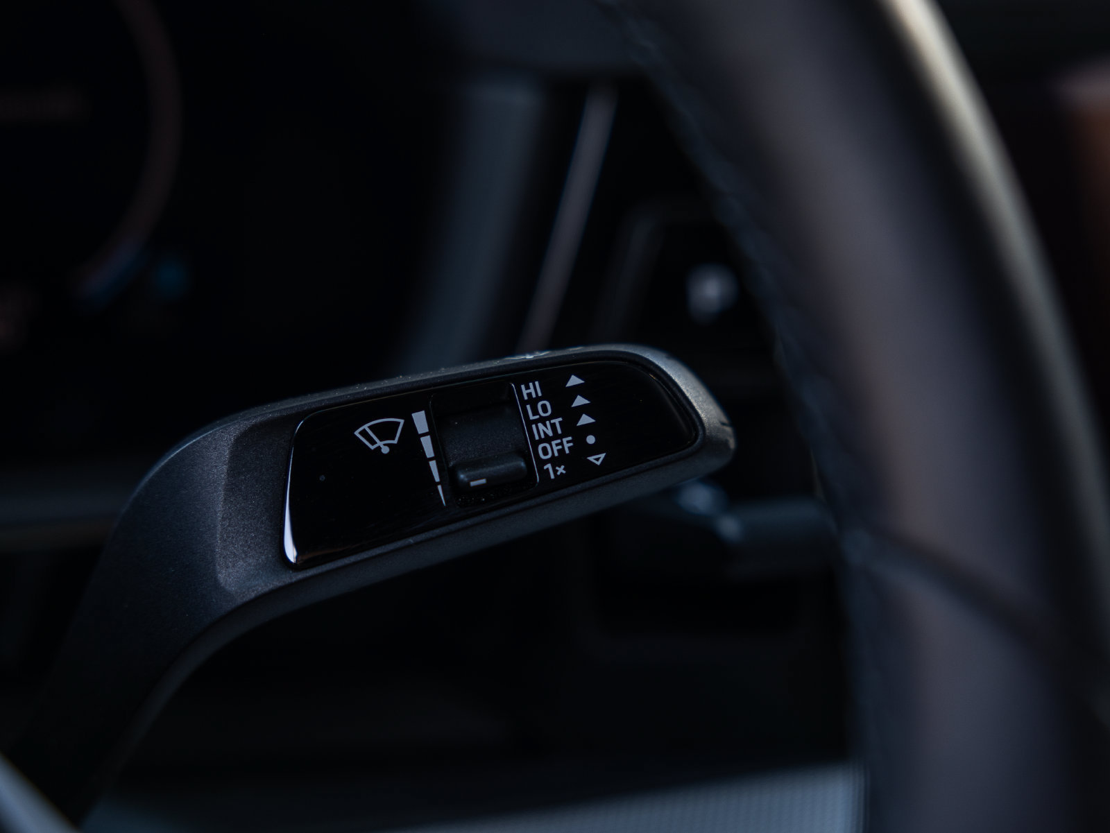Certified 2025 Porsche Cayenne E-Hybrid Coupe AWD/4WD image 52