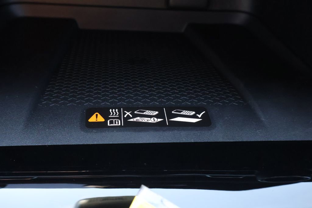 New 2026 Chevrolet Traverse RS w/ LPO, Floor Liner Package image 33