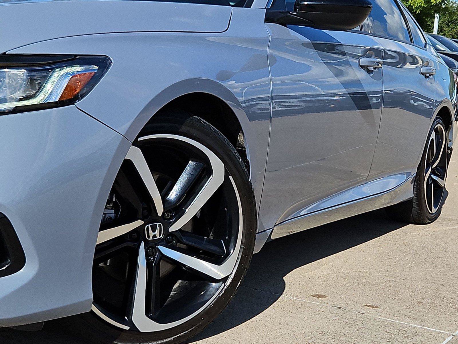 Used 2022 Honda Accord Sport image 8