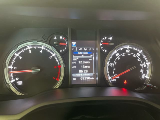Used 2023 Toyota 4Runner TRD Off-Road Premium w/ Moonroof Package AWD/4WD image 15