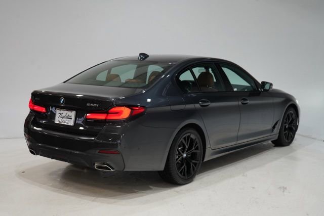 Used 2023 BMW 540i xDrive w/ M Sport Package image 7