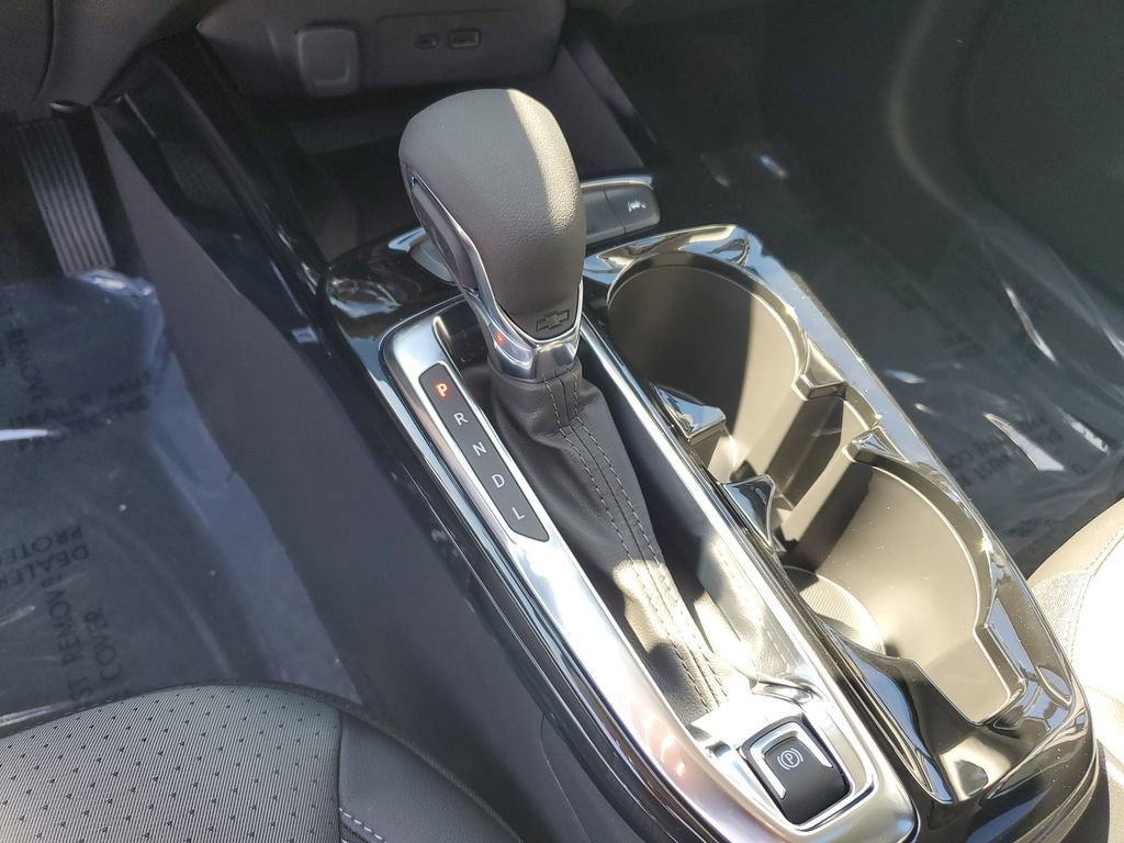 New 2026 Chevrolet Trax LT w/ Sunroof Package image 26