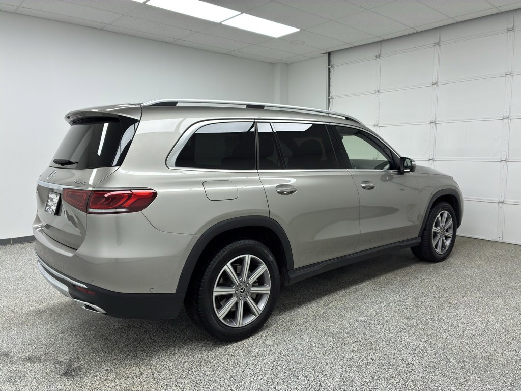 Used 2022 Mercedes-Benz GLS 450 4MATIC image 10