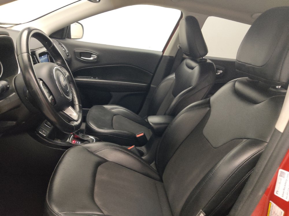 Used 2020 Jeep Compass Latitude FWD image 17